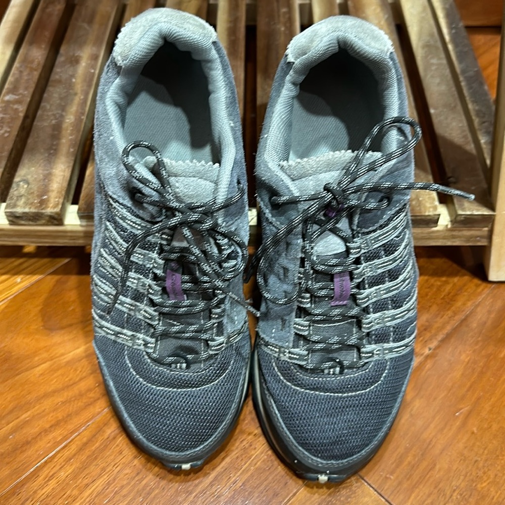 Columbia waterproof hiking sneakers!!